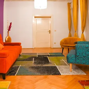 Breathtaking Mozart Apartment Vienna