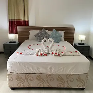 Riviere Self Catering Apartment Beau Vallon (Mahe)